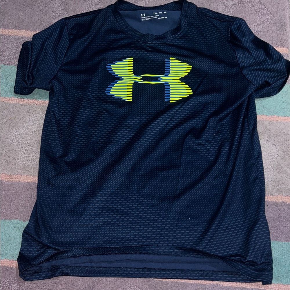 Under Armour  kids blue  Shirt with Yellow Logo